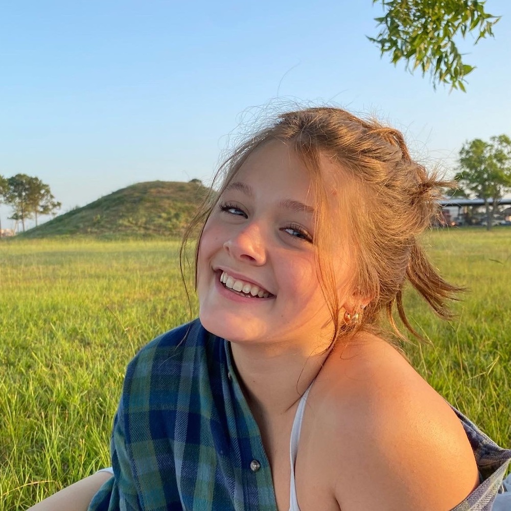 Meet your Posher, Camille